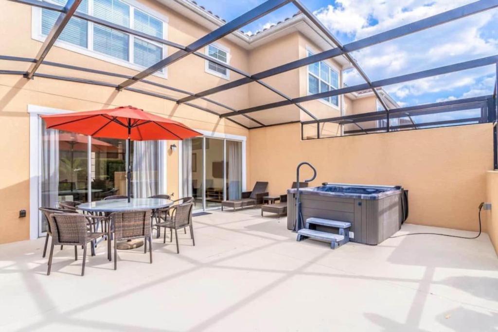 Private Spa Townhome At Regal Oaks Resort オーランド エクステリア 写真